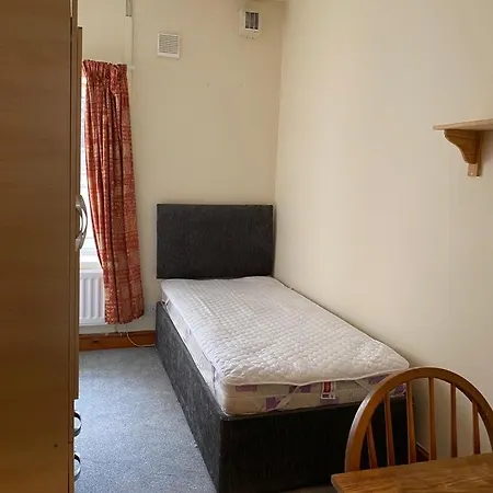 Carlisle Centre 4-bed House * קרליסל